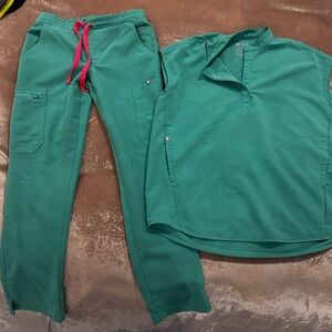 FIGS Rafaela top & Yola pants